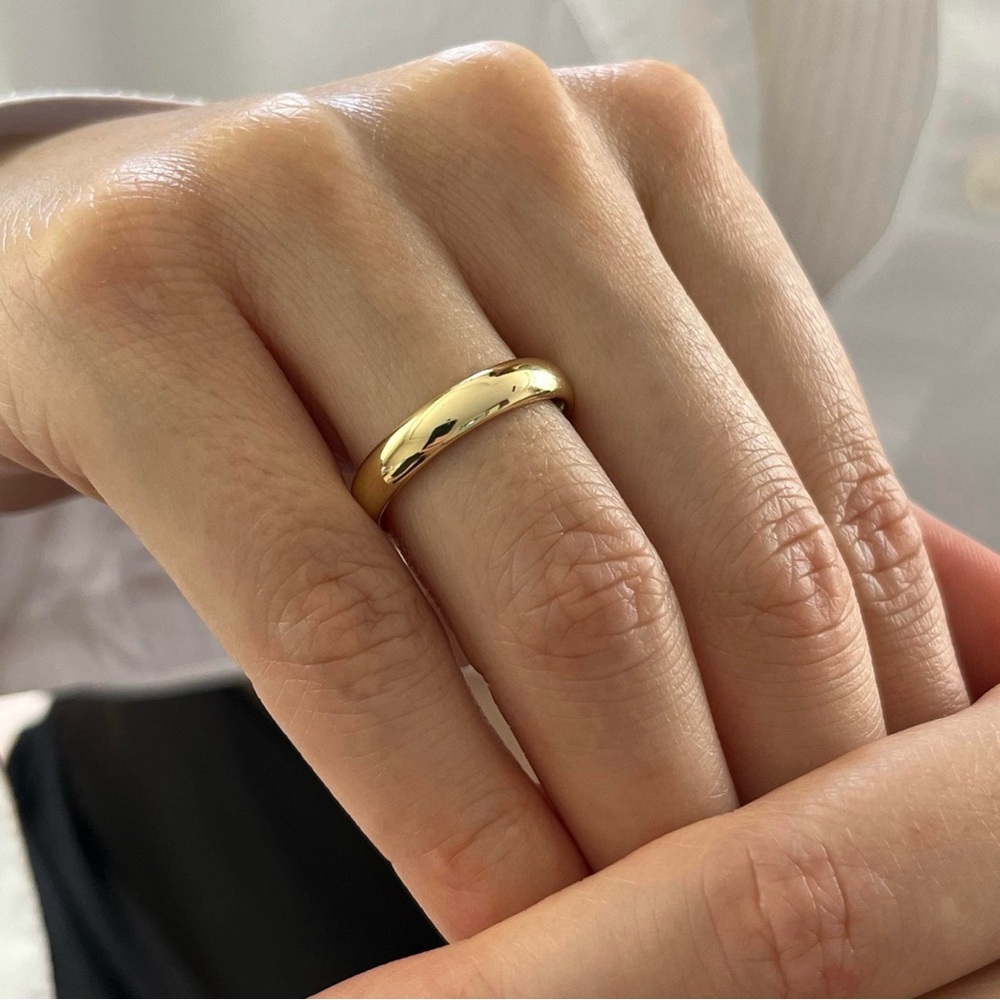 14K Gold Plated Band Ring 3 mm | Simple Dome Wedding Ring | Minimal Jewelry - Picture 2 of 10